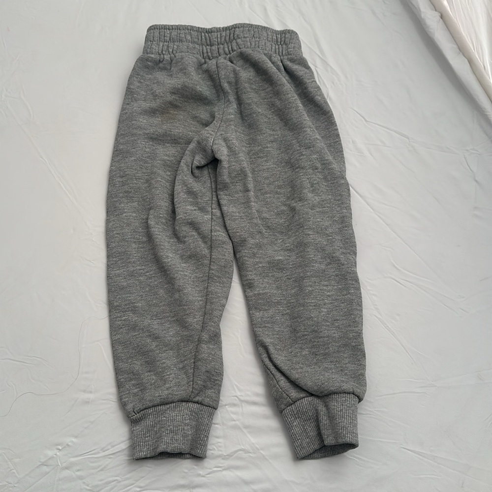 Nike heather gray elastic waist joggers - Picture 2 of 6
